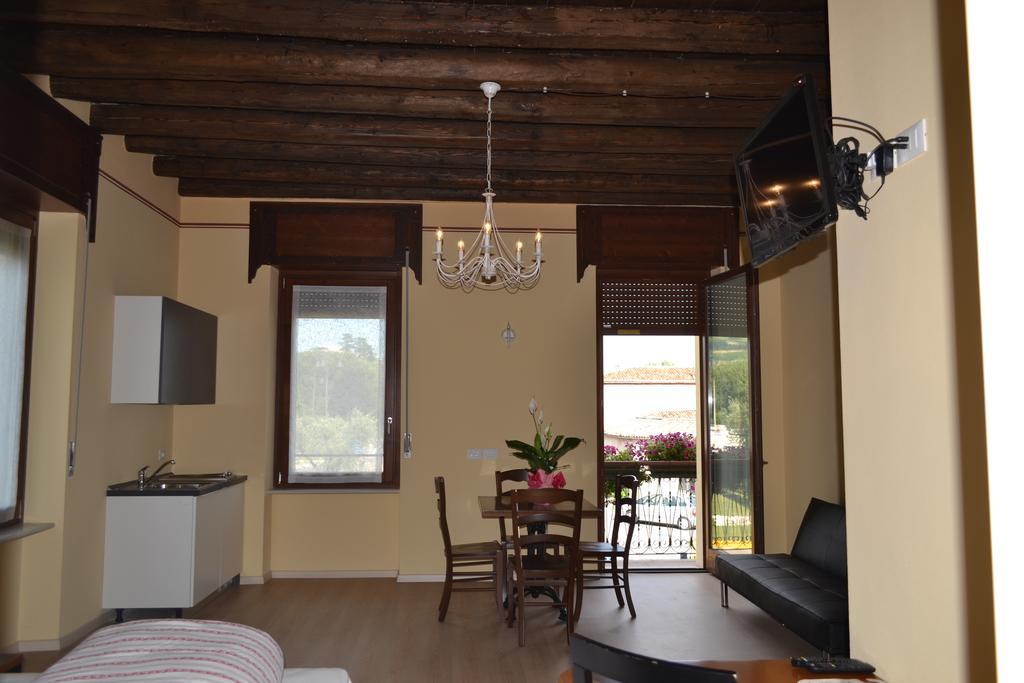 Locanda La Sosta Cavaion Veronese Zimmer foto